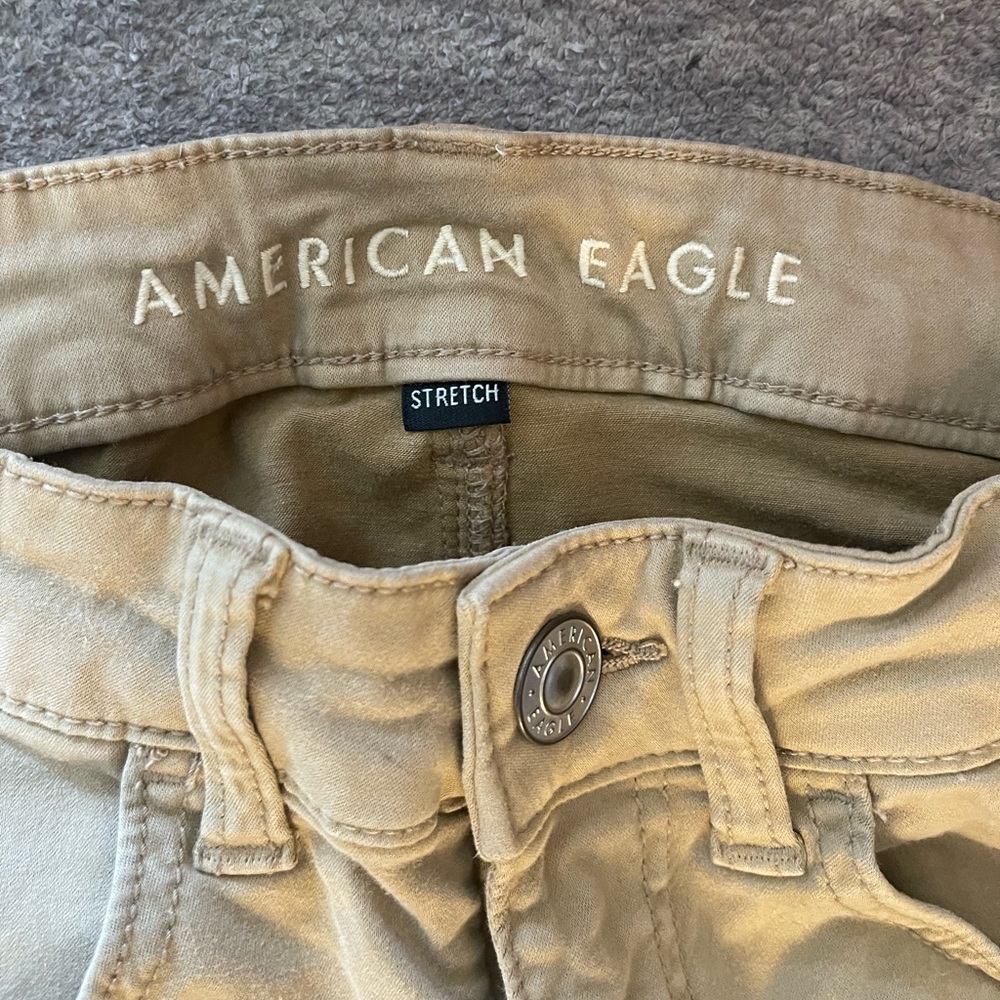 New without tags khaki skinny leg pants from American Eagle.